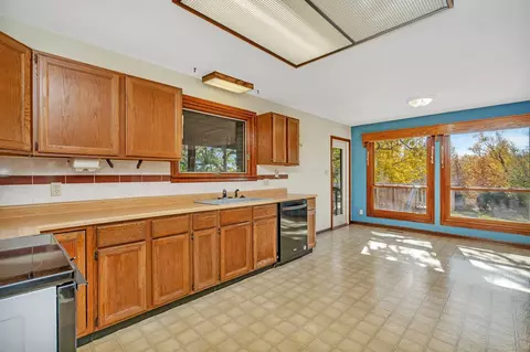 5690 Barrington Rd, Morris, IL 60450 photo 10