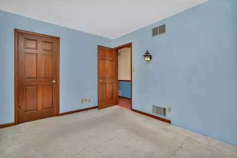 5690 Barrington Rd, Morris, IL 60450 photo 16