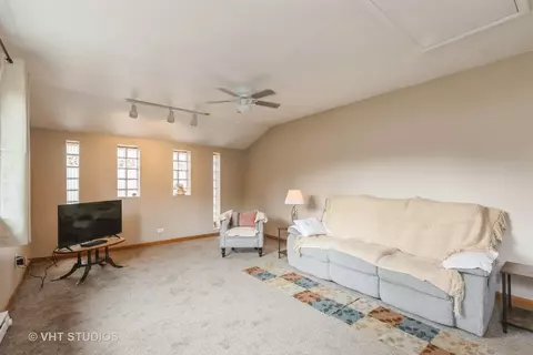 Living - 3740 Keith Ave, Gurnee, IL 60031 photo 4 of 4
