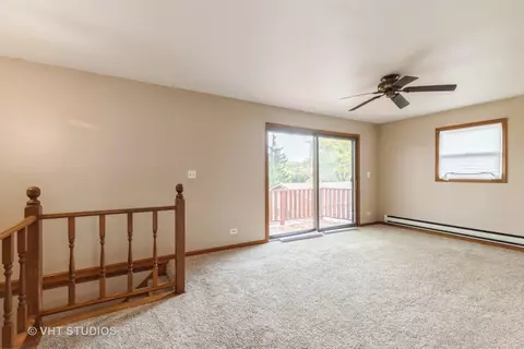 Living - 3740 Keith Ave, Gurnee, IL 60031 photo 2 of 4