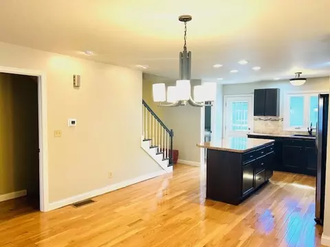323 S Towanda Ave #4, Normal, IL 61761 photo 6