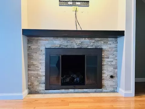 323 S Towanda Ave #4, Normal, IL 61761 photo 3