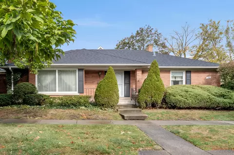 644 S Waiola Ave, La Grange, IL 60525