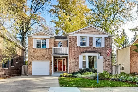 513 S Home Ave, Park Ridge, IL 60068