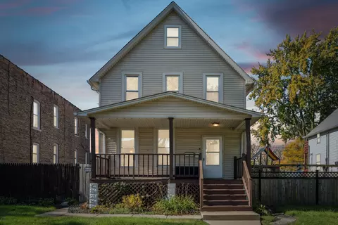 1104 S 7th Ave, Maywood, IL 60153