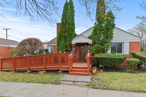 8601 Le Claire Ave, Skokie, IL 60077