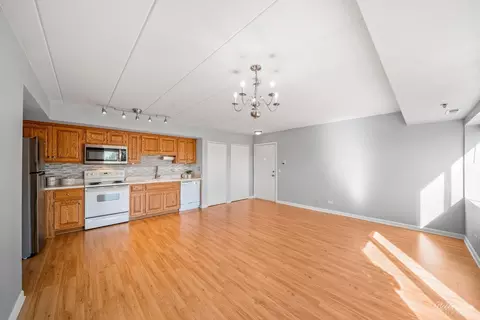 7316 40th St #4D, Lyons, IL 60534 photo 4