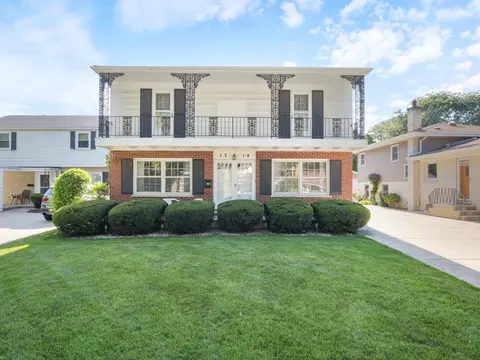 1314 Good Ave, Park Ridge, IL 60068