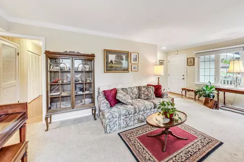 811 Wakeman Ave, Wheaton, IL 60187 photo 13