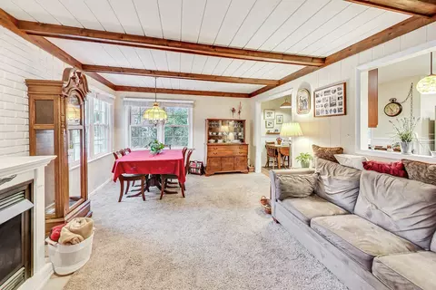 811 Wakeman Ave, Wheaton, IL 60187 photo 18