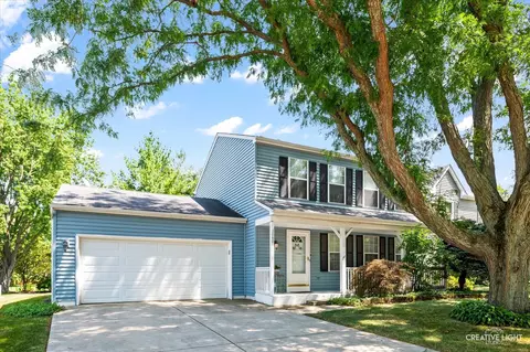 3060 Quincy Ln, Aurora, IL 60504