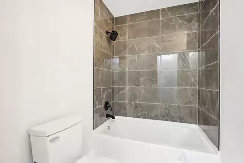668 Thorntree Ct #B2, Bartlett, IL 60103 photo 22