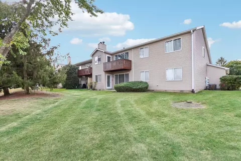 668 Thorntree Ct #B2, Bartlett, IL 60103 photo 24