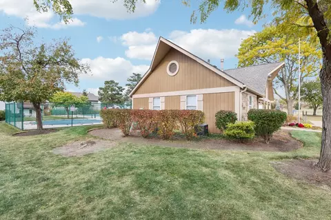 668 Thorntree Ct #B2, Bartlett, IL 60103 photo 27