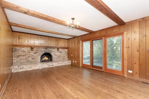 Living - 2640 Corinth Rd, Olympia Fields, IL 60461 photo 3 of 3