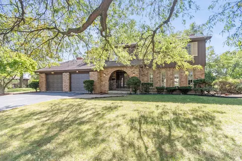 2640 Corinth Rd, Olympia Fields, IL 60461
