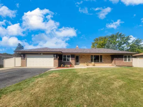 6 N404 Andrene Ln, Itasca, IL 60143