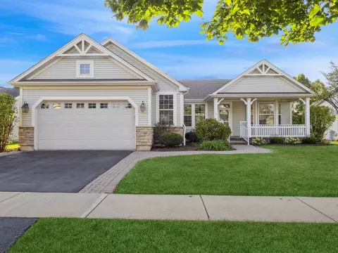 11816 Sedgewick Dr, Huntley, IL 60142