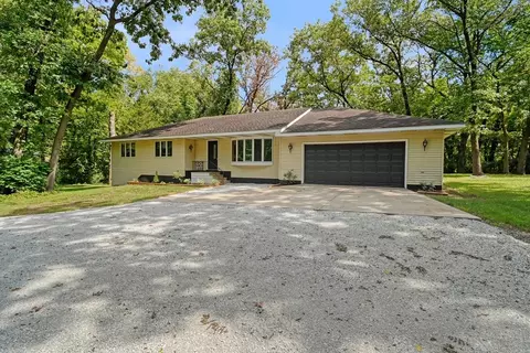 19936 Bauer Rd, Wilmington, IL 60481