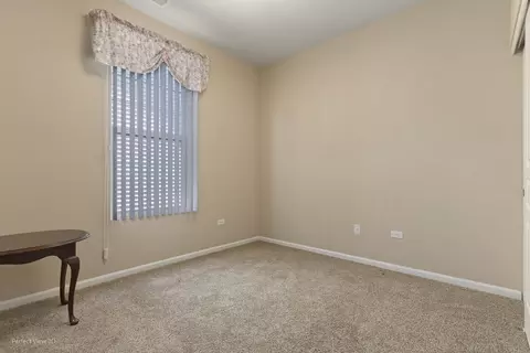 2816 Beacon Point Cir, Elgin, IL 60124 photo 18