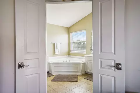 4220 Bunker Hill Dr, Algonquin, IL 60102 photo 39