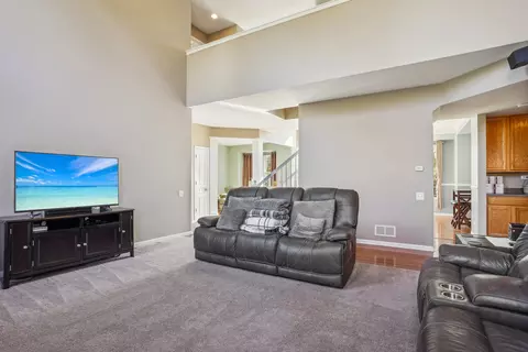 4220 Bunker Hill Dr, Algonquin, IL 60102 photo 8