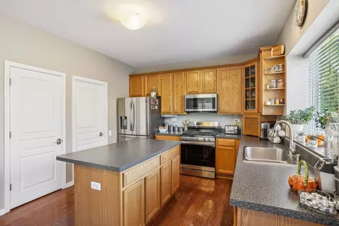 4220 Bunker Hill Dr, Algonquin, IL 60102 photo 17