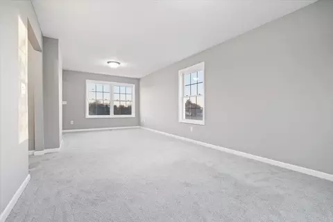 Living - 402 Travis Dr, Carlock, IL 61725 photo 3 of 3