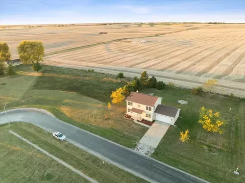 View/Area - 402 Travis Dr, Carlock, IL 61725 photo 5 of 9