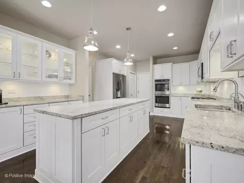100 Waterside Pl, Burr Ridge, IL 60527 photo 2