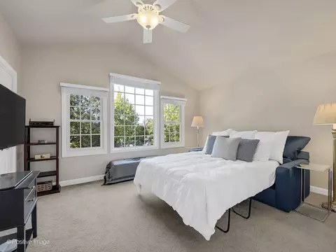 100 Waterside Pl, Burr Ridge, IL 60527 photo 14
