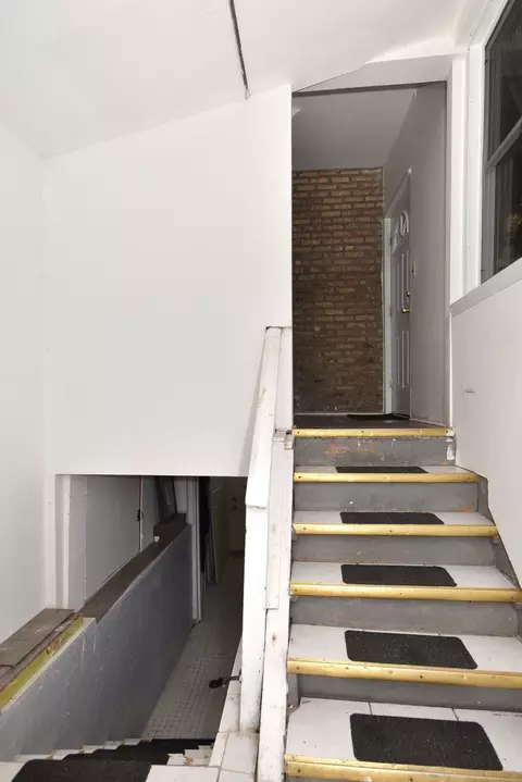 Entry Way - 2533 N Newcastle Ave, Chicago, IL 60707 photo 2 of 2