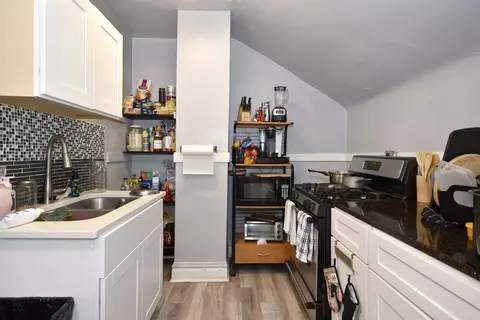 Kitchen - 2533 N Newcastle Ave, Chicago, IL 60707 photo 8 of 8