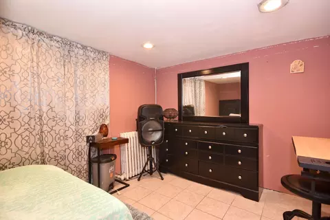 Bedroom - 2533 N Newcastle Ave, Chicago, IL 60707 photo 4 of 5