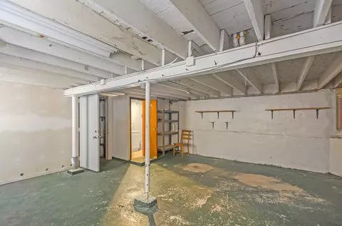 2902 N Woodard St, Chicago, IL 60618 photo 17