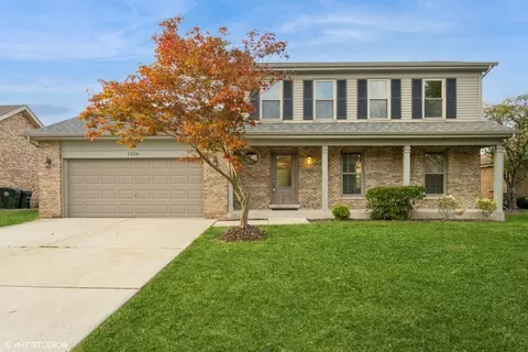 1256 Hastings Rd, Woodridge, IL 60517