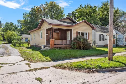 235 W Garfield Ave, Decatur, IL 62526
