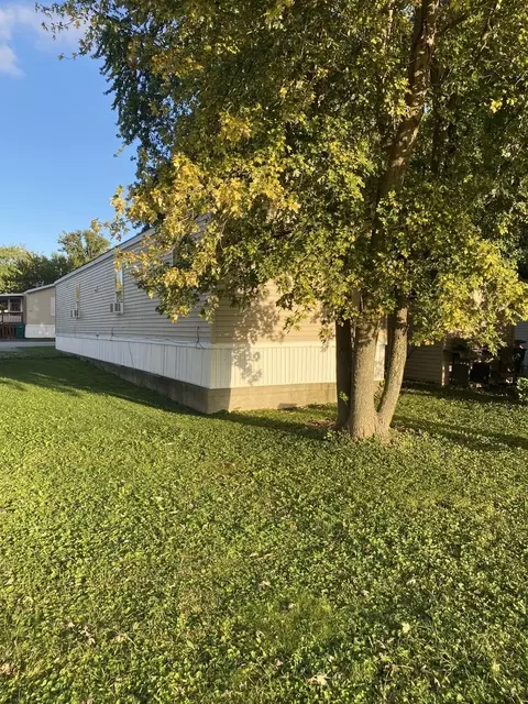 36 Cedar St, Minooka, IL 60447 photo 12