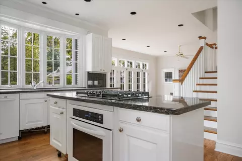 642 Cherry St, Winnetka, IL 60093 photo 8