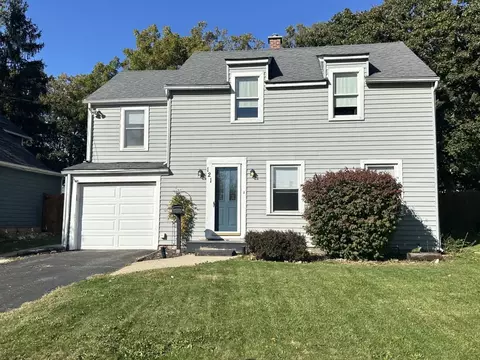 121 Ash St, New Lenox, IL 60451