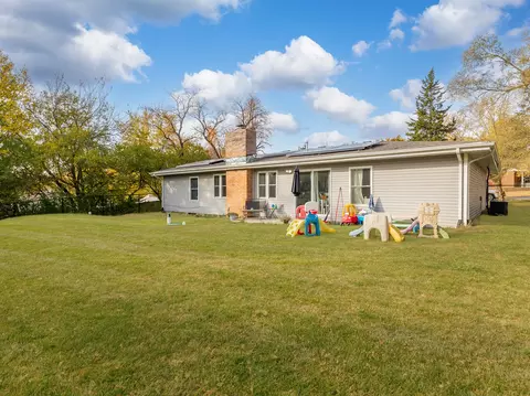 Exterior - 149 N Arseneau Rd, Kankakee, IL 60901 photo 3 of 4
