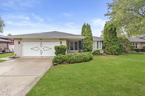 15252 Orchid Ln, Orland Park, IL 60462