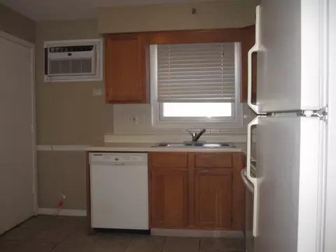 7956 Madison St #2E, River Forest, IL 60305 photo 4