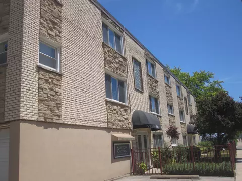 7956 Madison St #2E, River Forest, IL 60305 photo 12