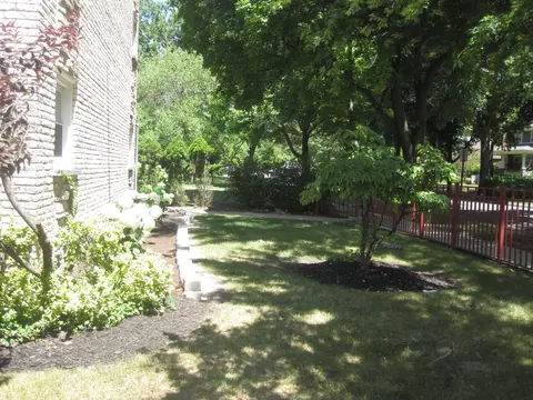 7956 Madison St #2E, River Forest, IL 60305 photo 13