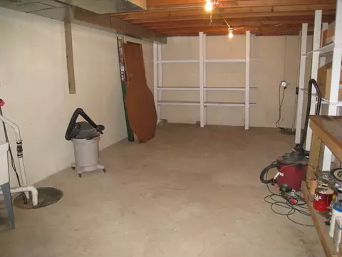 426 Castle Rd, Mchenry, IL 60050 photo 28