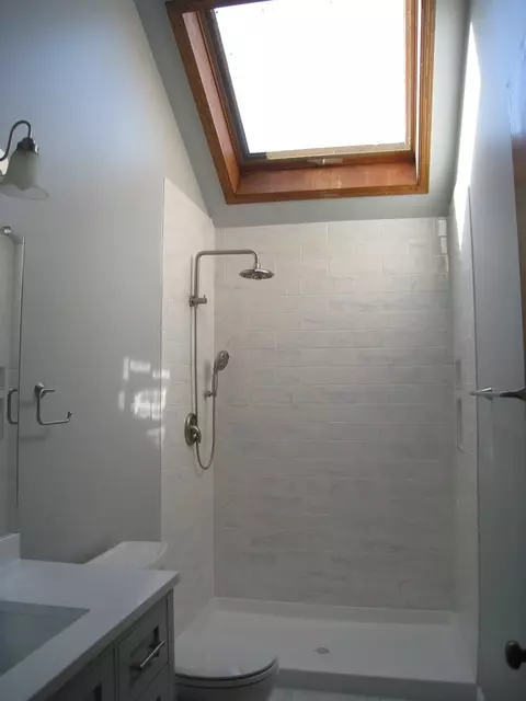 426 Castle Rd, Mchenry, IL 60050 photo 19