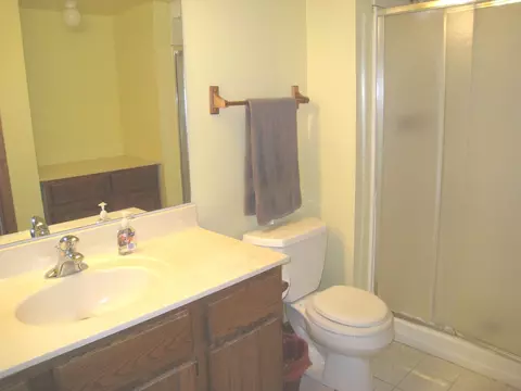 426 Castle Rd, Mchenry, IL 60050 photo 25
