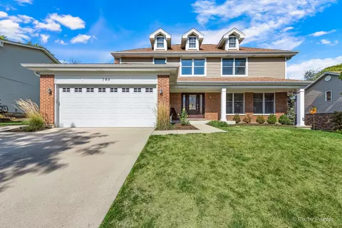 708 W Kimball Ave, Palatine, IL 60067
