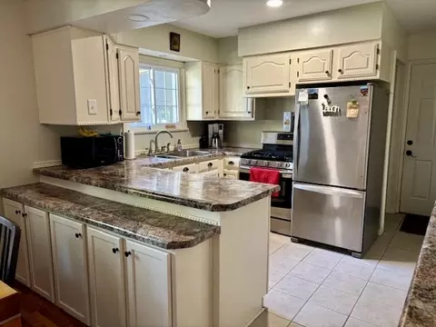 Kitchen - 5 Boone Ct, Normal, IL 61761 photo 1 of 2